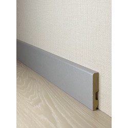 RODAPIE GRIS PLATA 70mm
