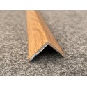 CANTONERA PVC ROBLE ADHESIVA 29x29