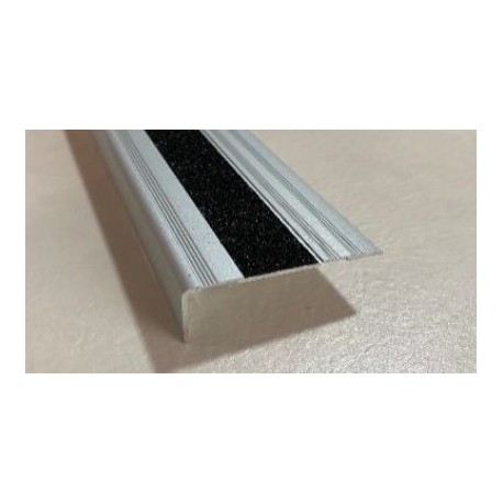 CANTONERA ALUMINIO CON ANTIDESLIZANTE